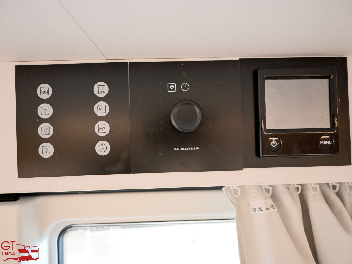 Adria ASTELLA 704 HP Dubbelsäng ALDE AC Förtält, bild 32 av 32