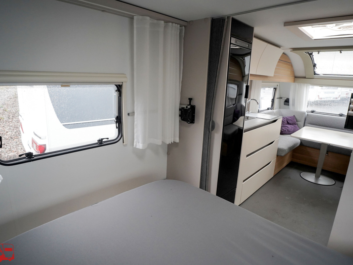 Adria ADORA 613 UT Förtält, bild 25 av 27