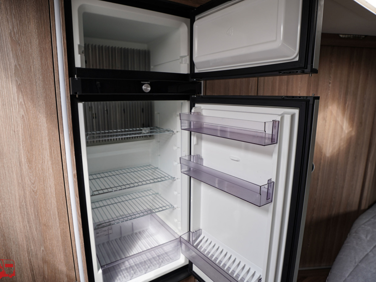 KABE ROYAL 560 XL KS Dubbelsäng Mover Förtält, bild 23 av 25