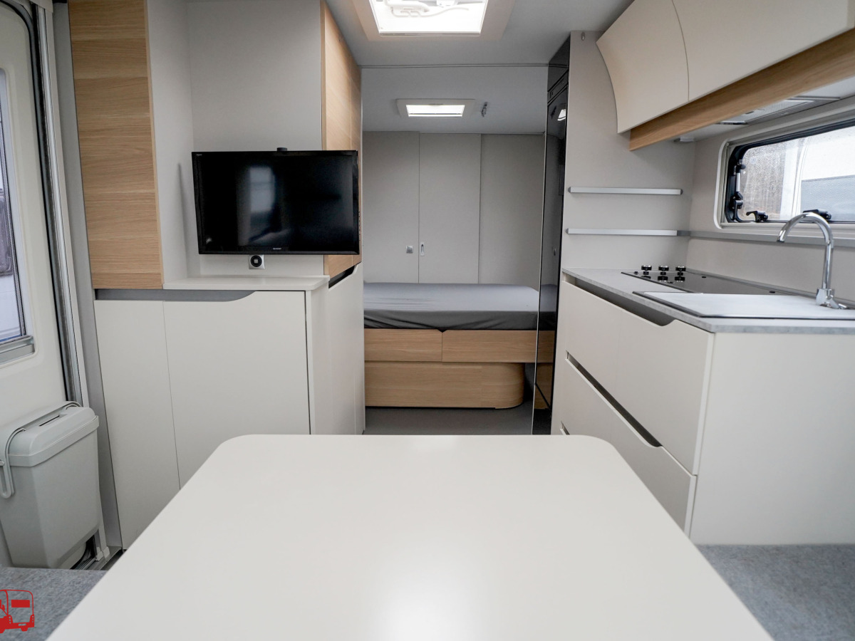 Adria ADORA 613 UT Förtält, bild 11 av 27
