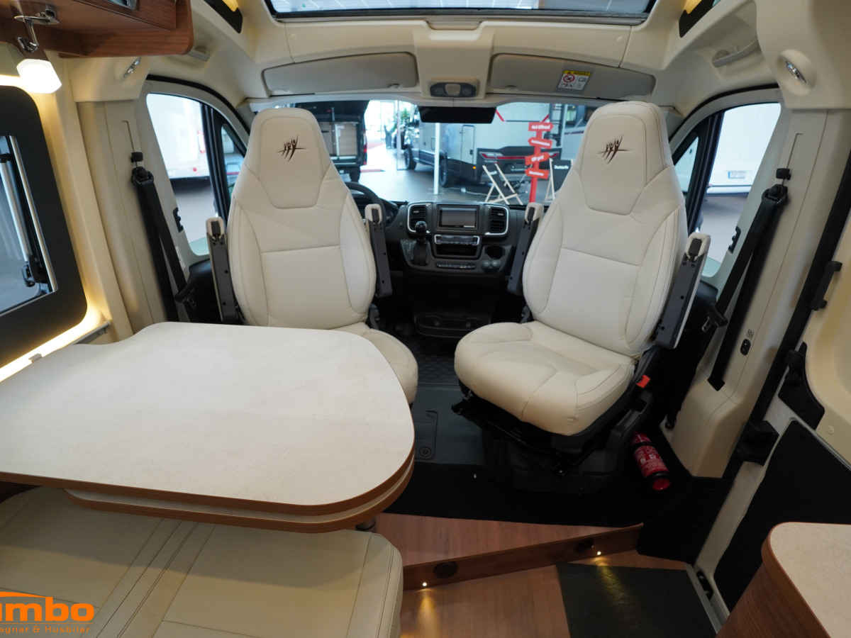 Rapido V68 Långbädd 140hk Automat 4250kg Dieselpanna, bild 10 av 22