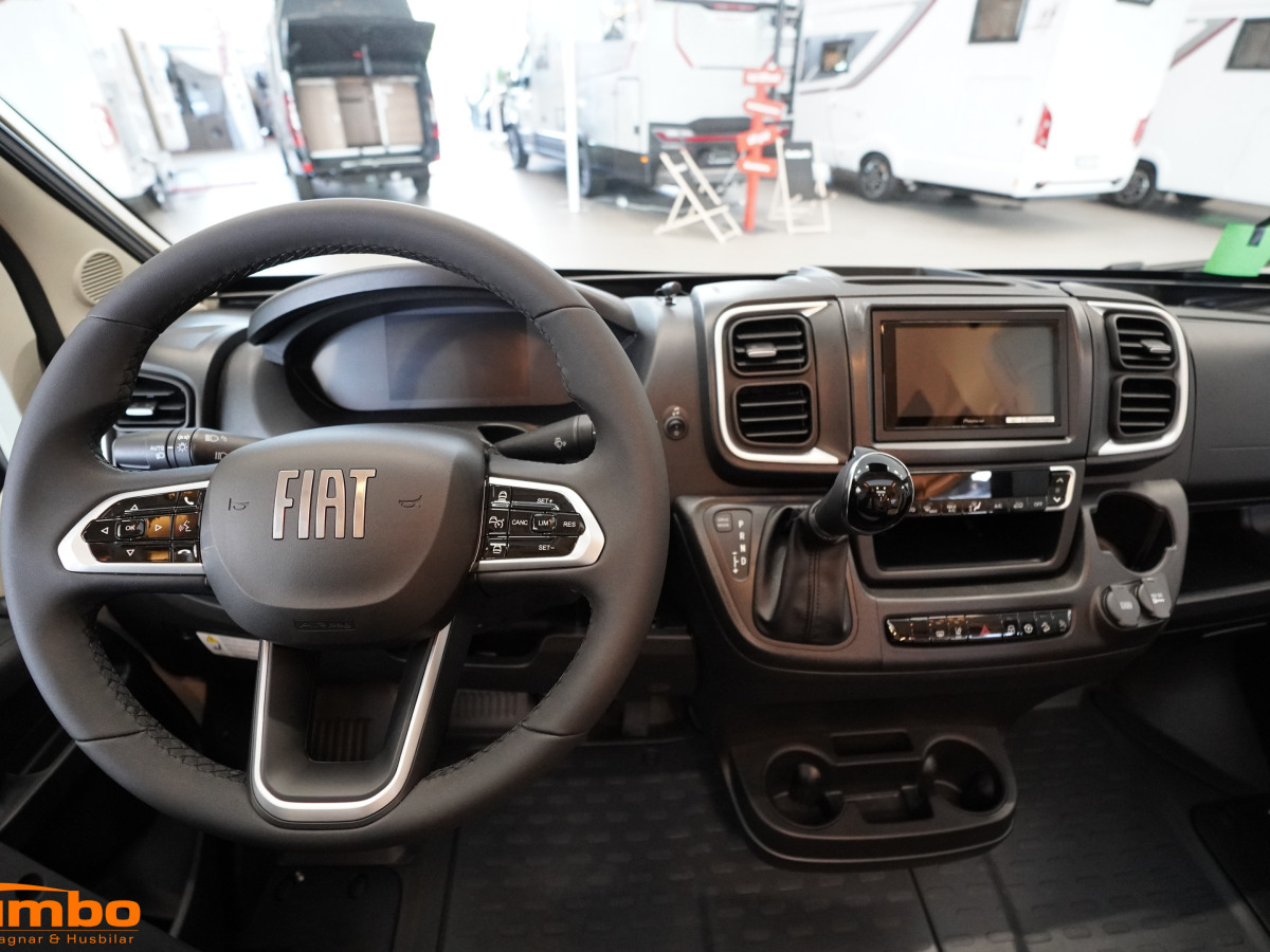 Rapido V68 Långbädd 140hk Automat 4250kg Dieselpanna, bild 14 av 22