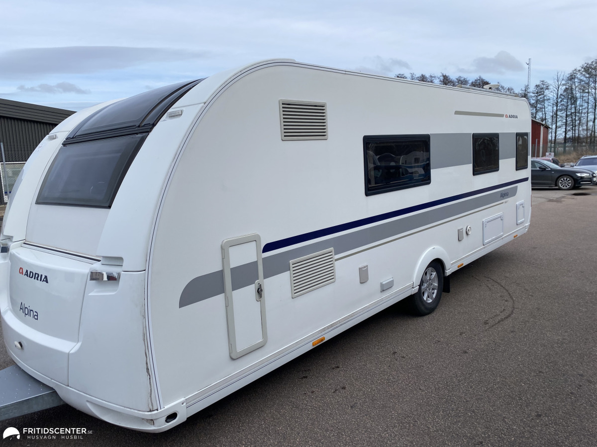 Adria ALPINA 663 HT *ALDE Värme / Queenbed *, bild 2 av 23