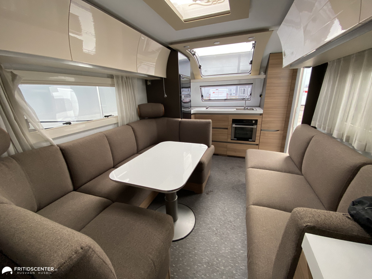 Adria ALPINA 663 HT *ALDE Värme / Queenbed *, bild 11 av 23