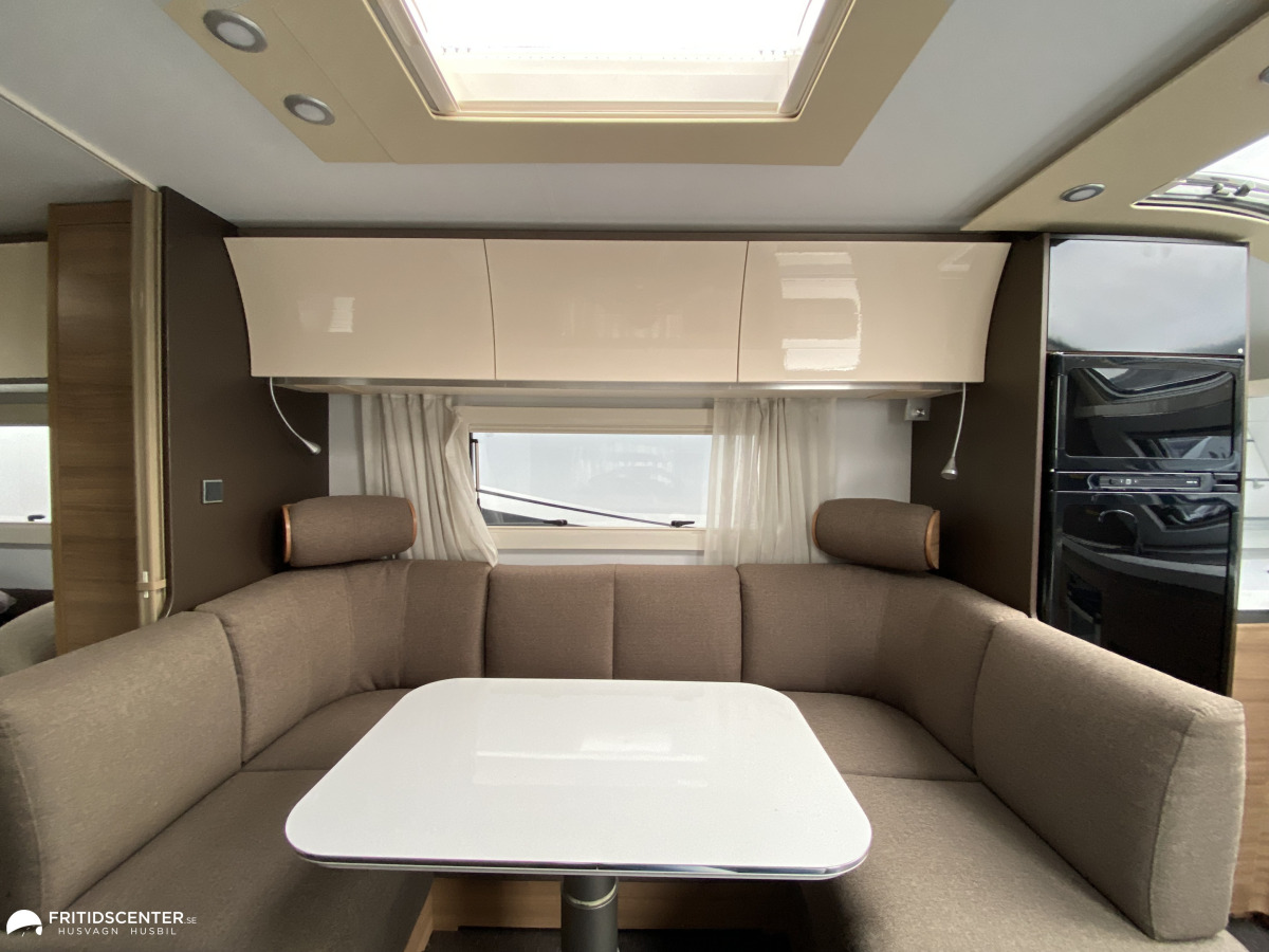 Adria ALPINA 663 HT *ALDE Värme / Queenbed *, bild 19 av 23