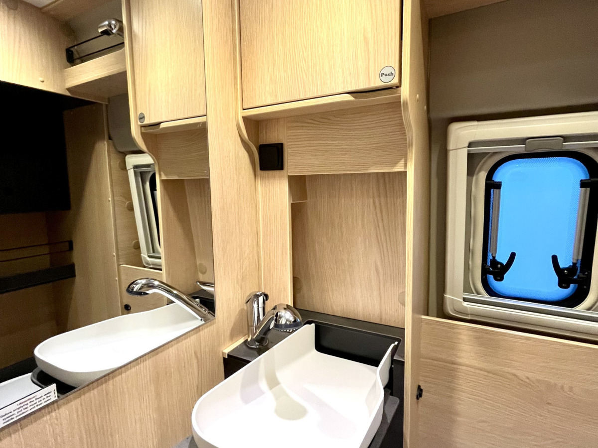 Sunlight Cliff 540 Vanlife - 3.95 ränta HÖSTKLIPP, bild 11 av 15