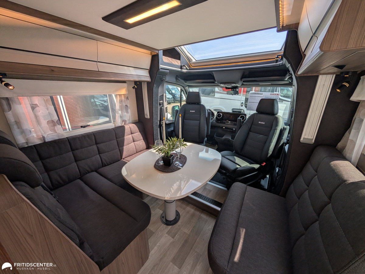 KABE TRAVEL MASTER NOVUM 750 LXL *Året runt / Välutrustad / Taksäng, bild 2 av 24