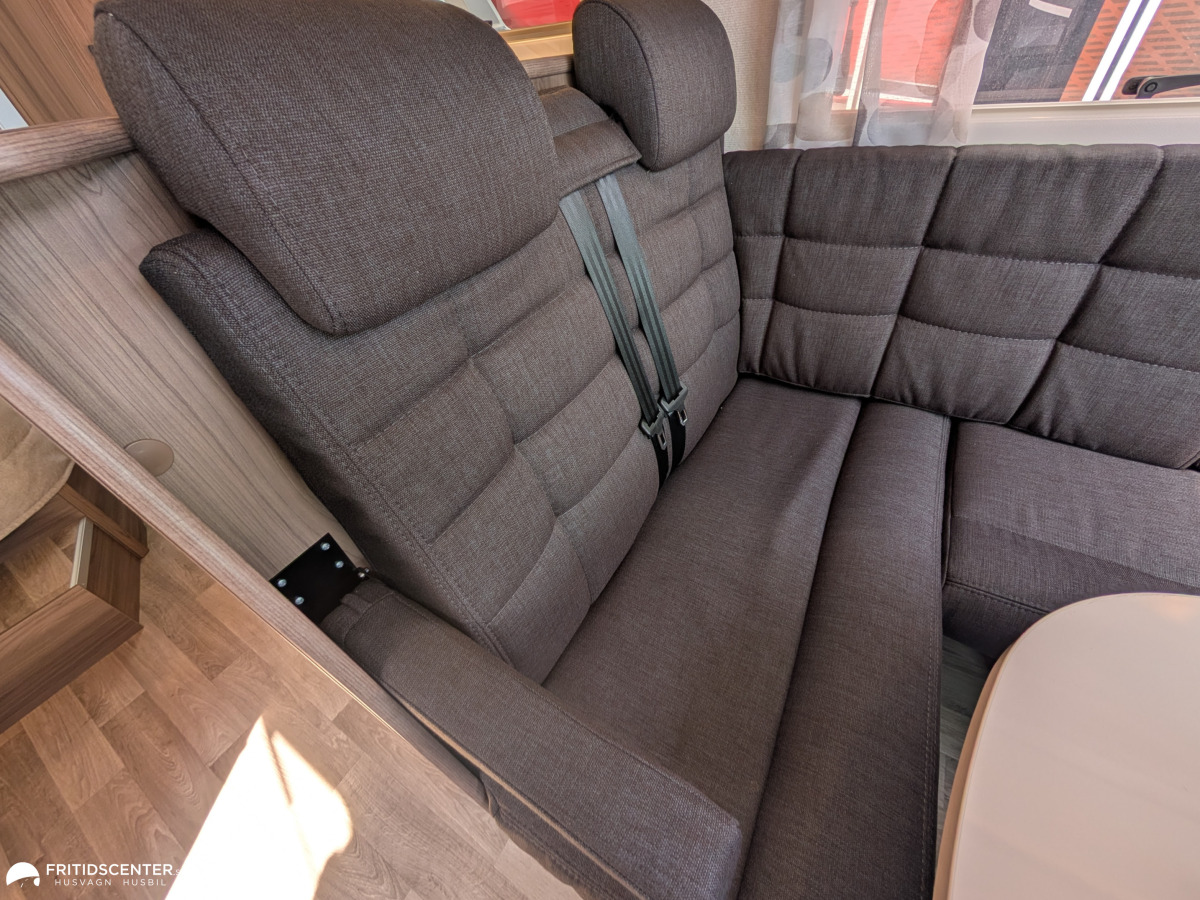 KABE TRAVEL MASTER NOVUM 750 LXL *Året runt / Välutrustad / Taksäng, bild 6 av 24