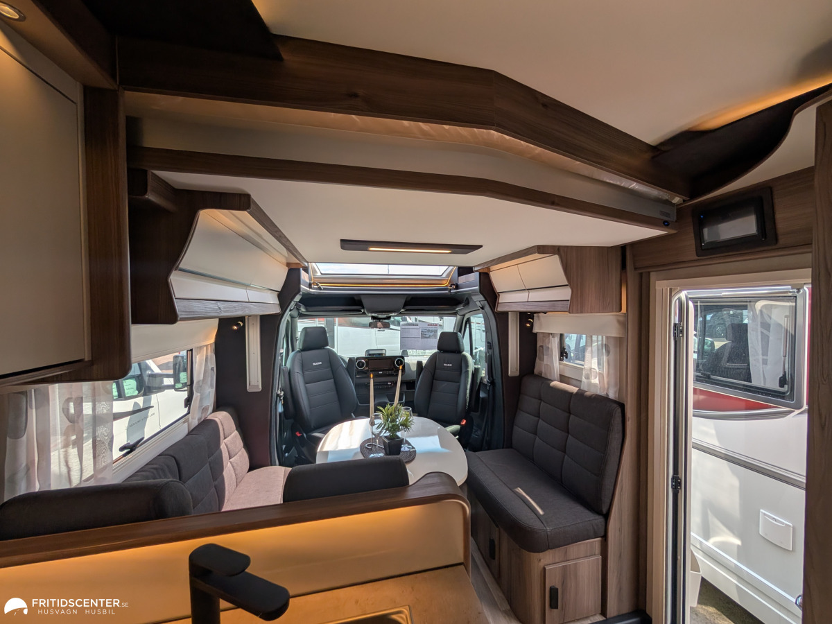 KABE TRAVEL MASTER NOVUM 750 LXL *Året runt / Välutrustad / Taksäng, bild 17 av 24