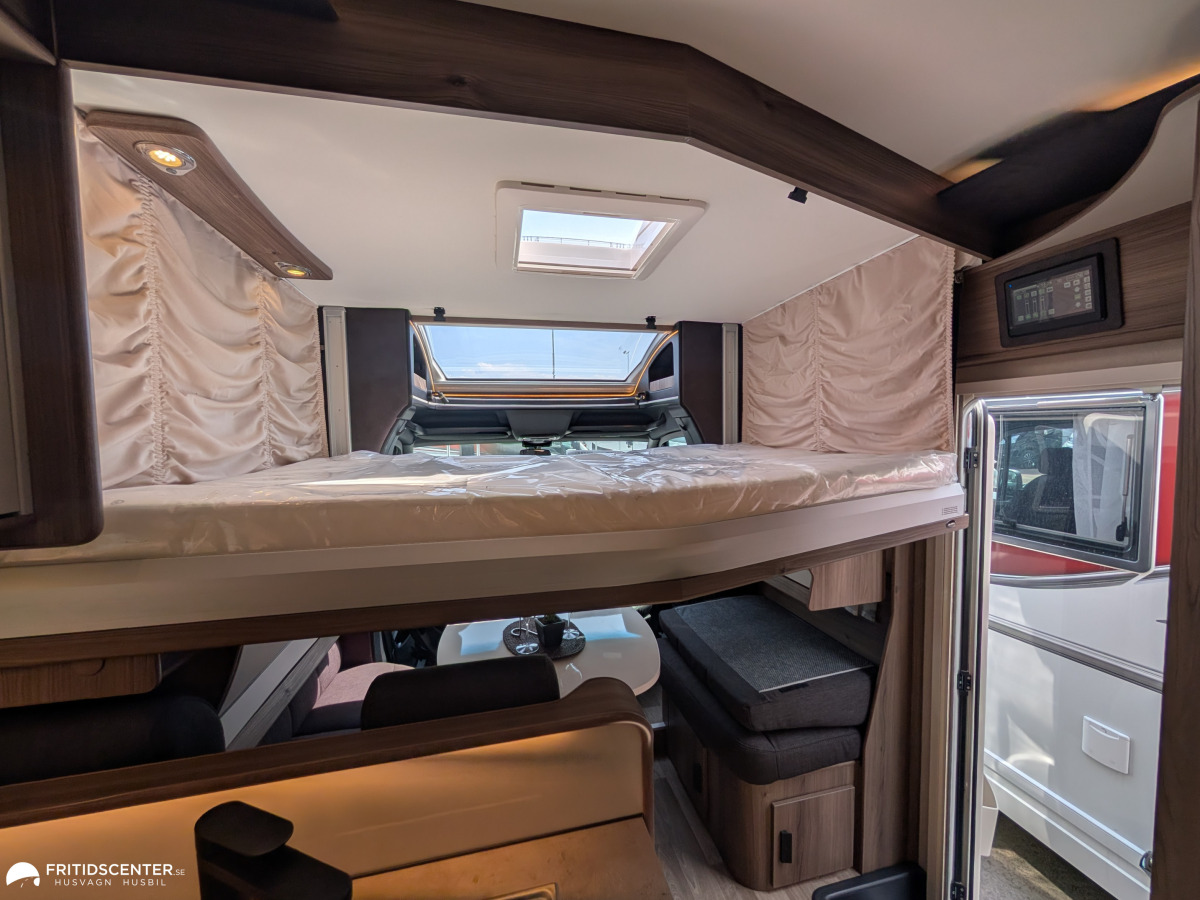 KABE TRAVEL MASTER NOVUM 750 LXL *Året runt / Välutrustad / Taksäng, bild 18 av 24