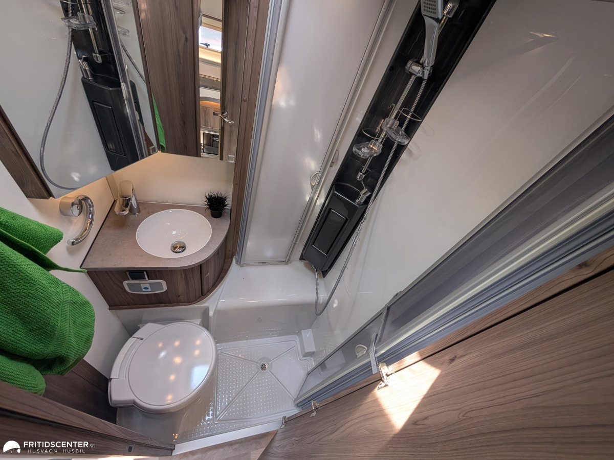 KABE Travel Master NOVUM 750 LGB *Heavy chassi 4500kg / Taksäng, bild 16 av 28