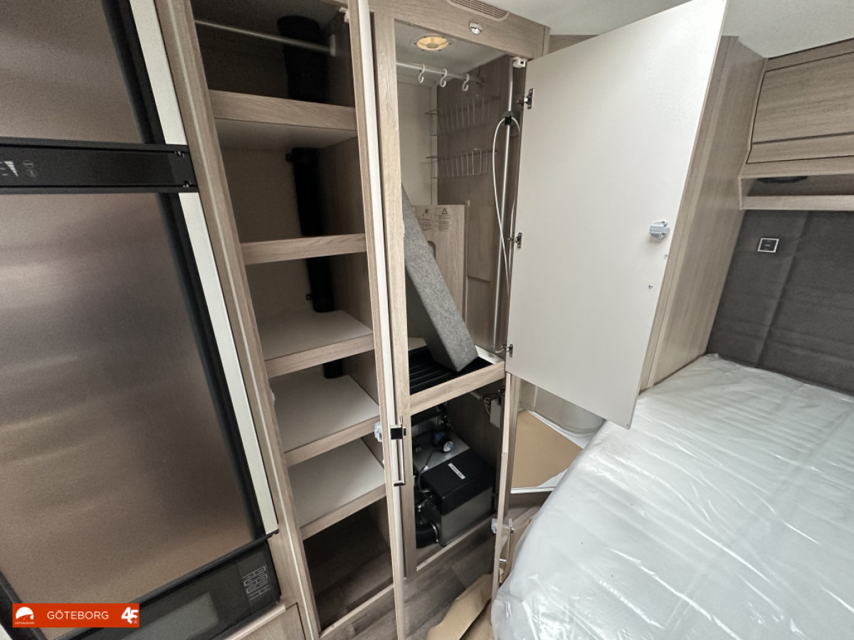 KABE IMPERIAL 560 XL KS *KAMPANJ *AC *SOLPANEL *MOVER*, bild 11 av 16