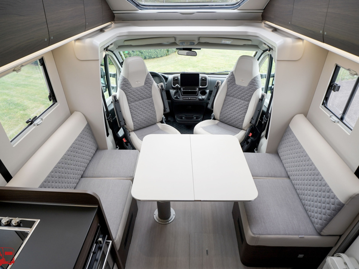 Adria Coral Supreme 670 DC KAMPANJ - Fiat MultiJet3 140HP (103kW) HD 43H, bild 5 av 38