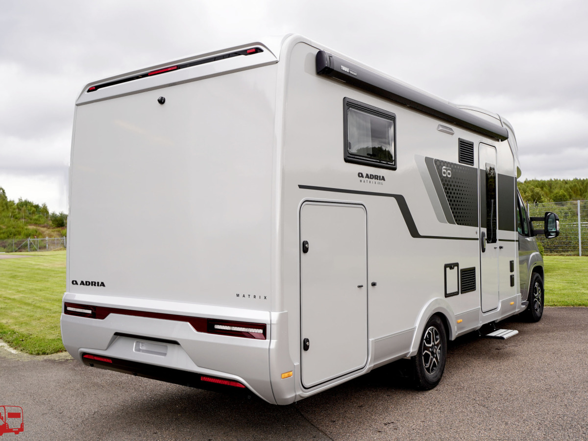 Adria Matrix 670 SL 60Y KAMPANJ Fiat MultiJet3 140HP (103kW) HD 35L, bild 24 av 44