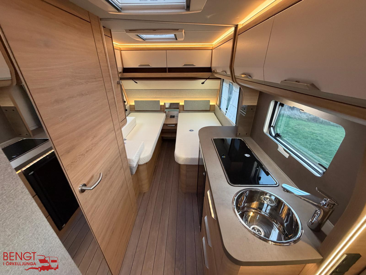Knaus SÜDWIND BLACK SELECTION 500 EU KAMPANJ, bild 13 av 23