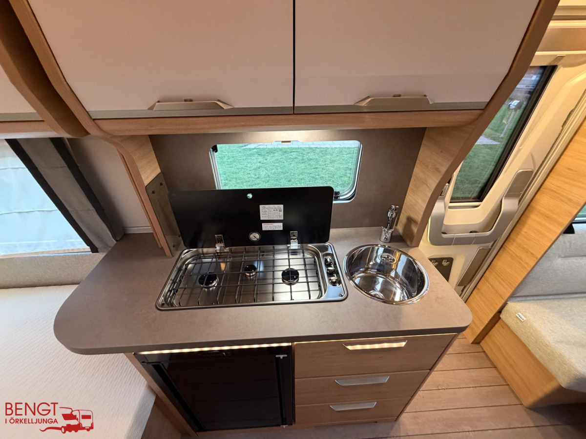 Knaus SÜDWIND BLACK SELECTION 500 EU KAMPANJ, bild 15 av 23