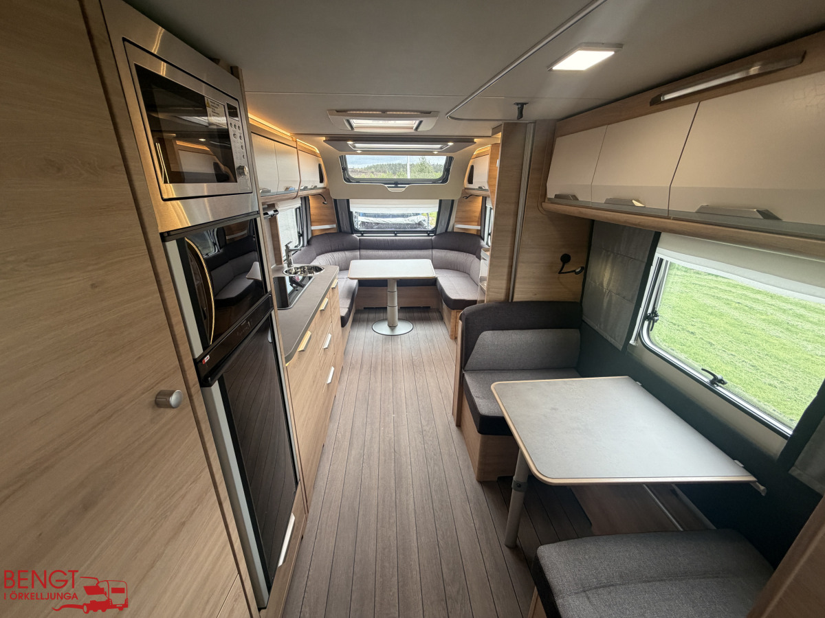 Knaus SÜDWIND BLACK SELECTION 650 UDF KAMPANJ, bild 21 av 25