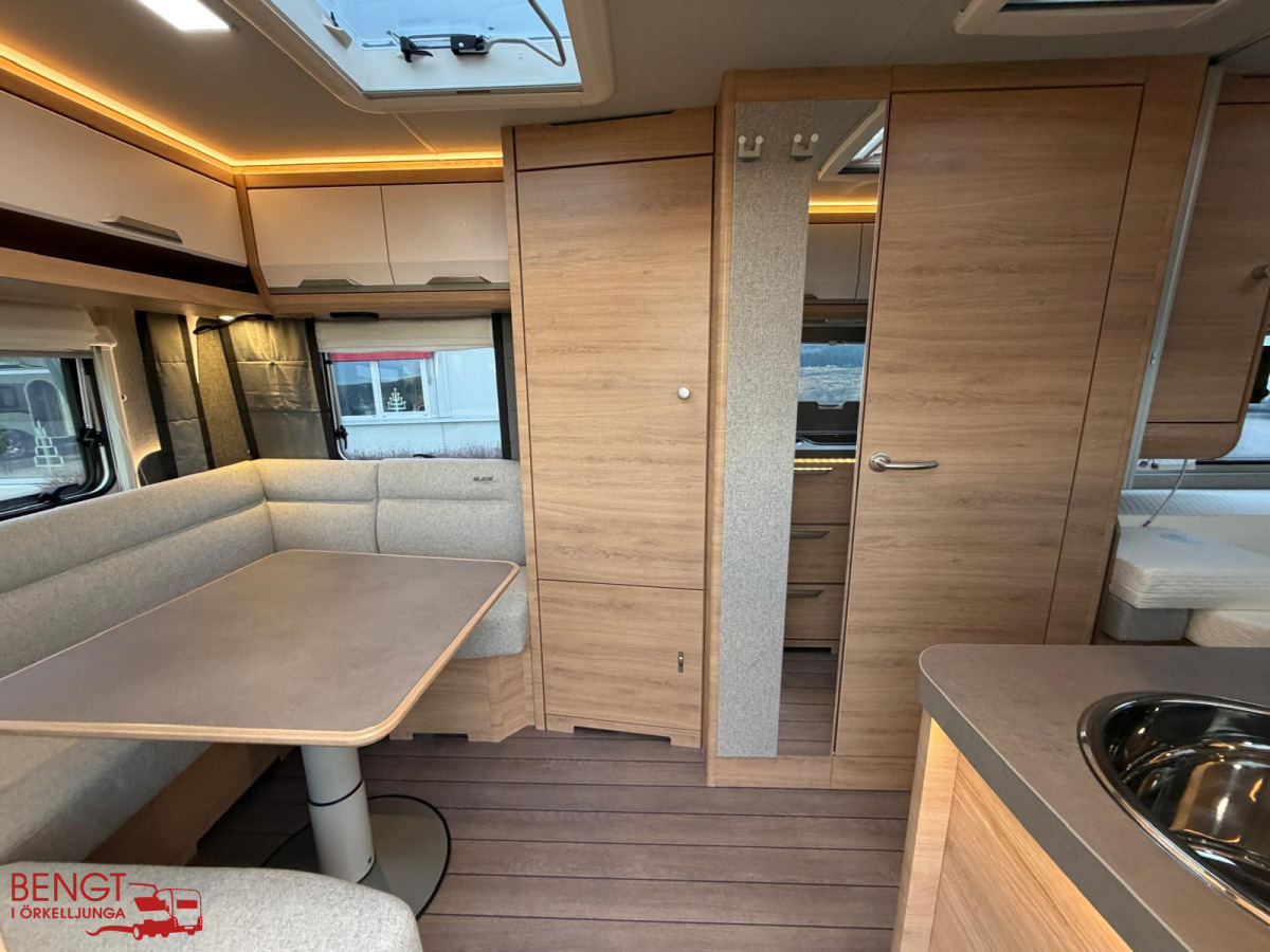 Knaus SÜDWIND BLACK SELECTION 500 EU KAMPANJ, bild 7 av 23