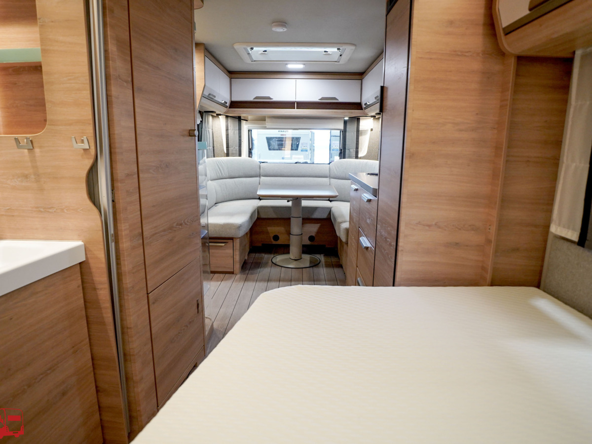 Knaus SÜDWIND BLACK SELECTION 500 FU KAMPANJ, bild 22 av 28