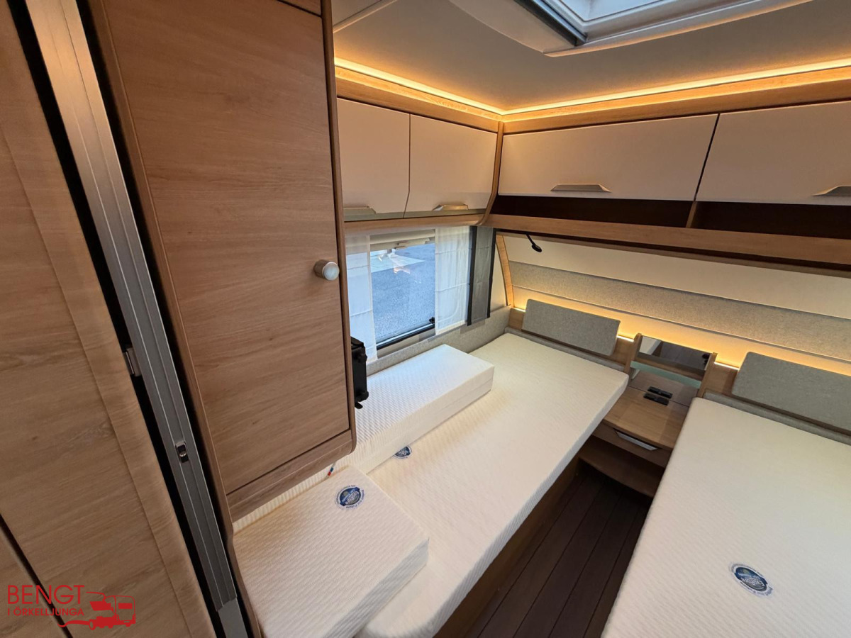 Knaus SÜDWIND BLACK SELECTION 500 EU KAMPANJ, bild 19 av 23