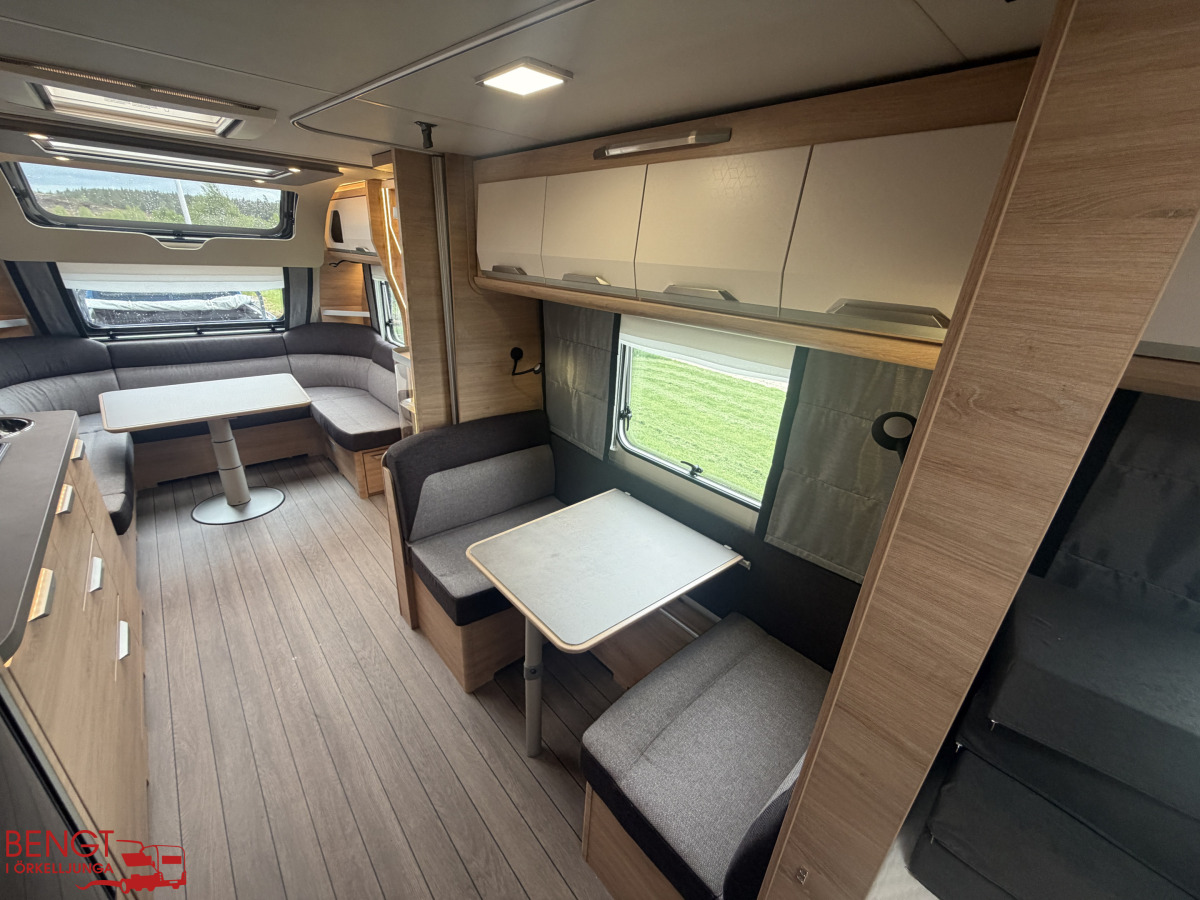 Knaus SÜDWIND BLACK SELECTION 650 UDF KAMPANJ, bild 22 av 25