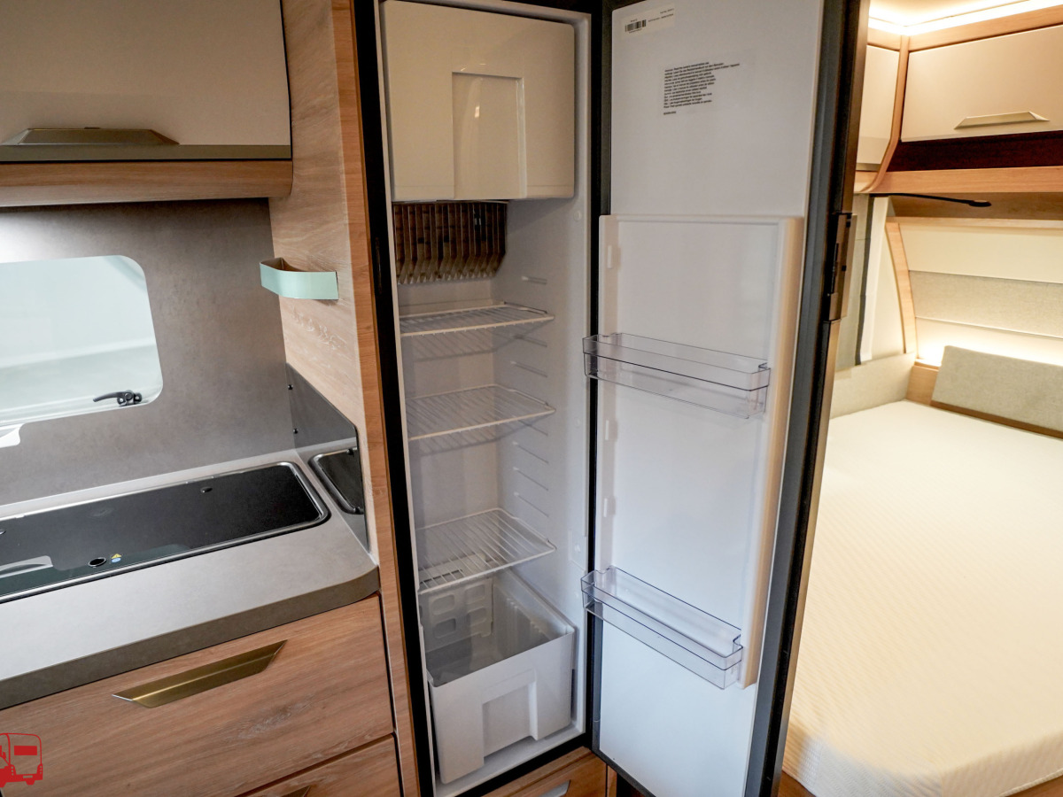Knaus SÜDWIND BLACK SELECTION 500 FU KAMPANJ, bild 27 av 28