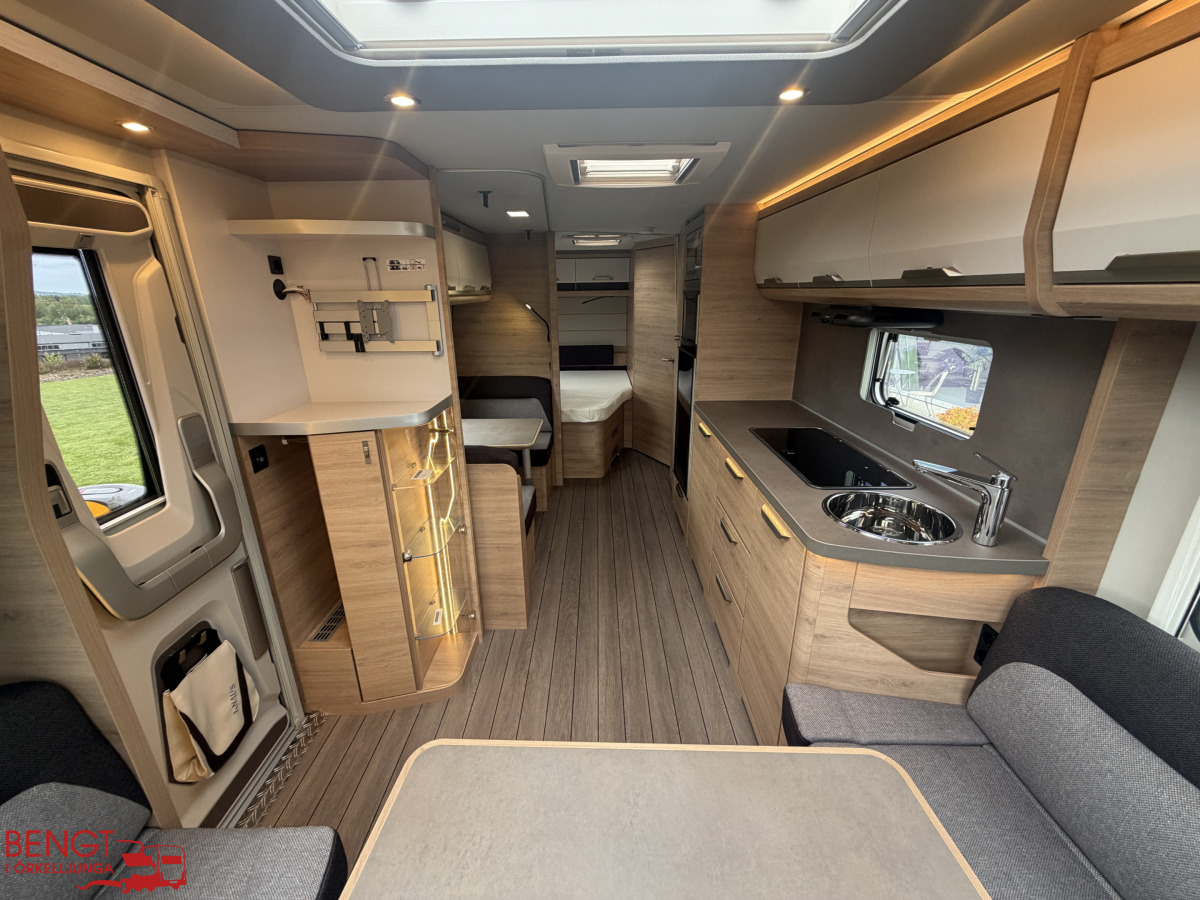 Knaus SÜDWIND BLACK SELECTION 650 UDF KAMPANJ, bild 8 av 25