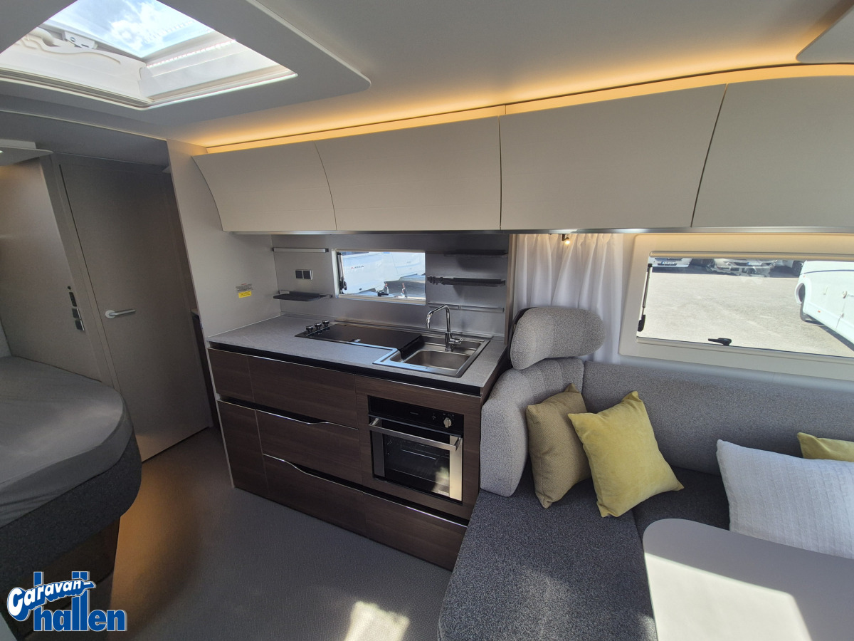 Adria Alpina 583 LP, bild 8 av 21