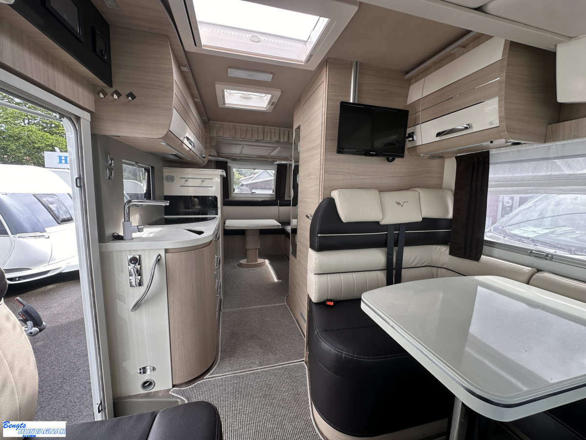 Mobilvetta K-YACHT 80 TEKNO LINE SOFFA BAK VÄLUTRUSTAD, bild 9 av 27