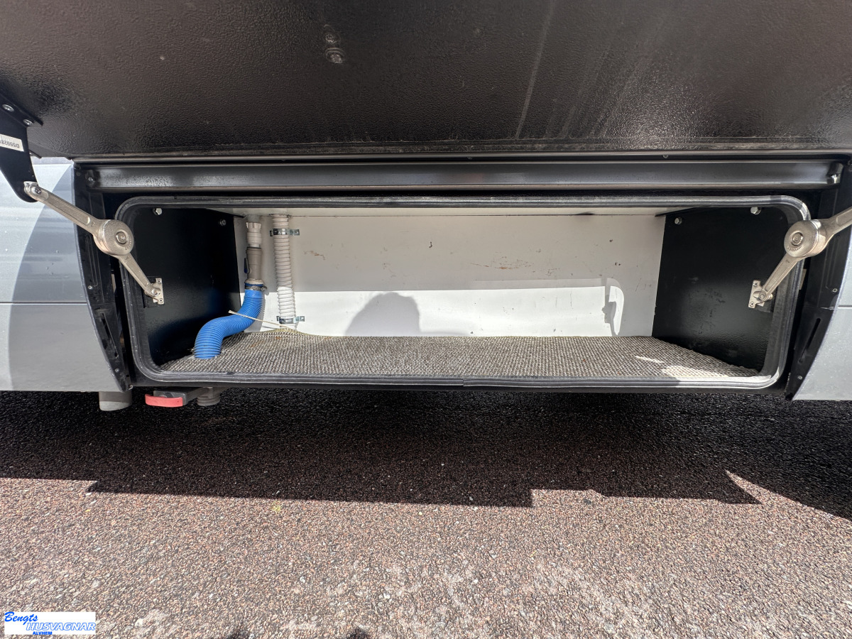 Mobilvetta K-YACHT 80 TEKNO LINE SOFFA BAK VÄLUTRUSTAD, bild 27 av 27