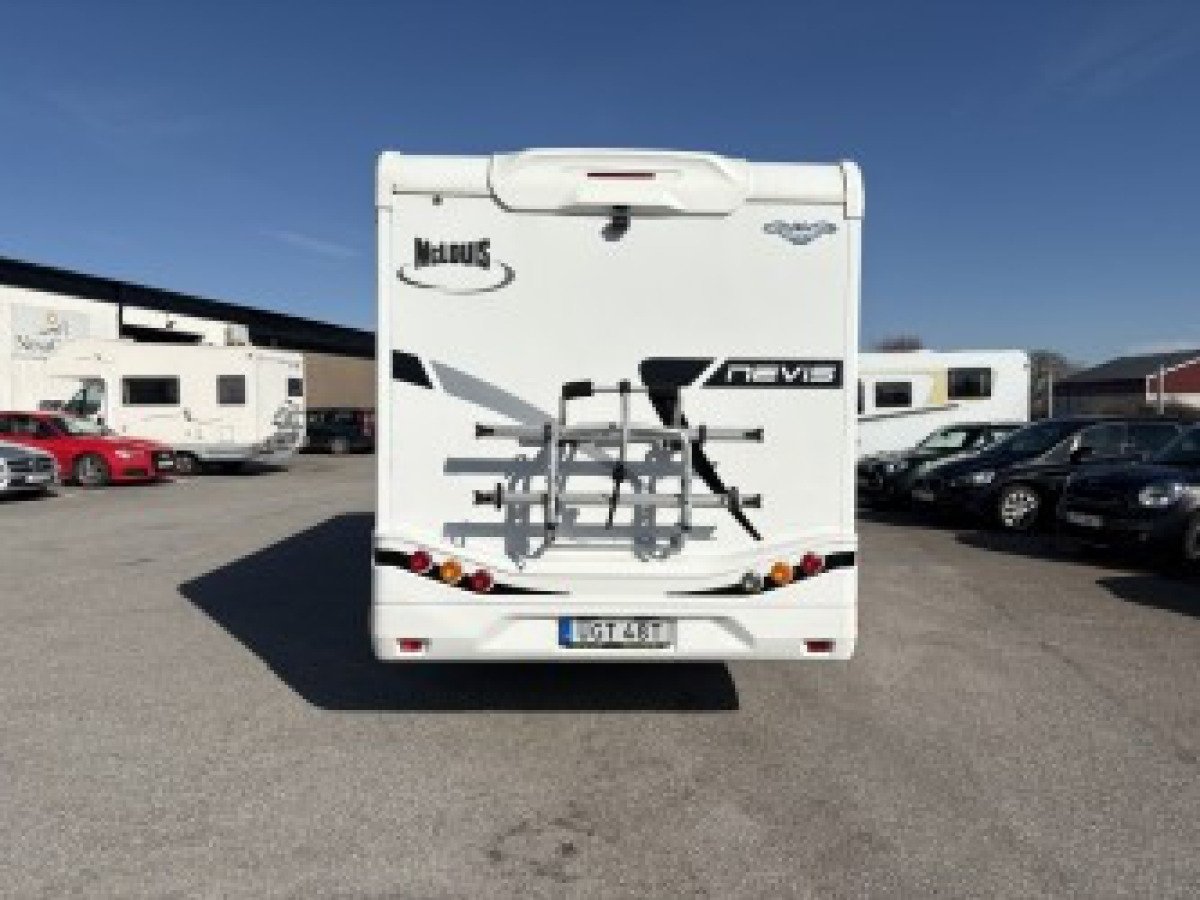 McLouis NEVIS 373 (Långbädd kamrem och oljeservice innan leverans), bild 5 av 12