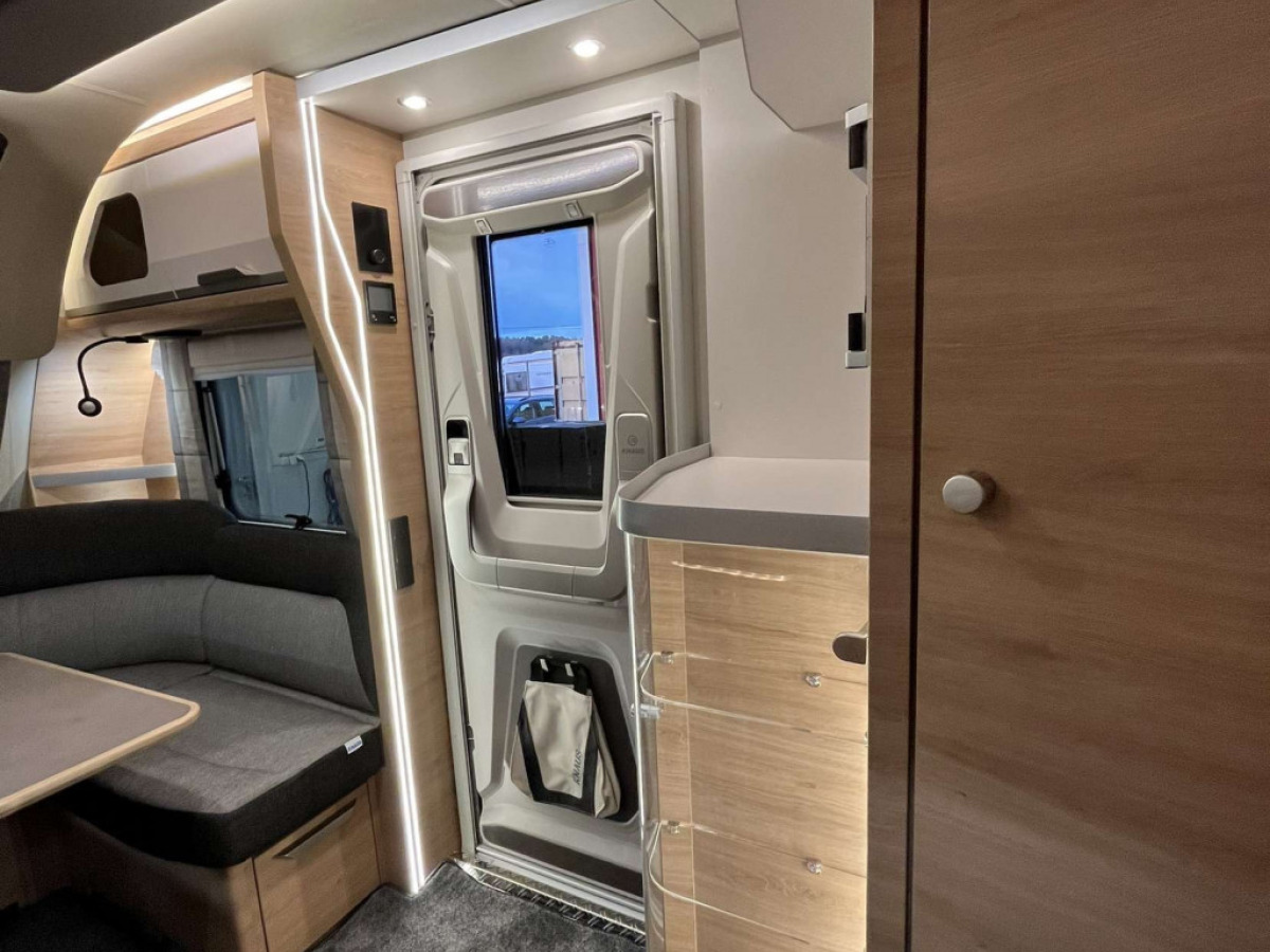 Knaus Südwind 650 UX DEMOUTFÖRSÄLJNING, bild 7 av 23