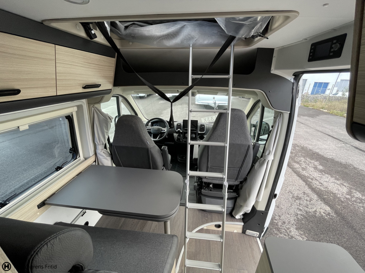 Sun Living V 60SP Pop Up 140HK Automat Dieselvärme bodel, bild 15 av 18