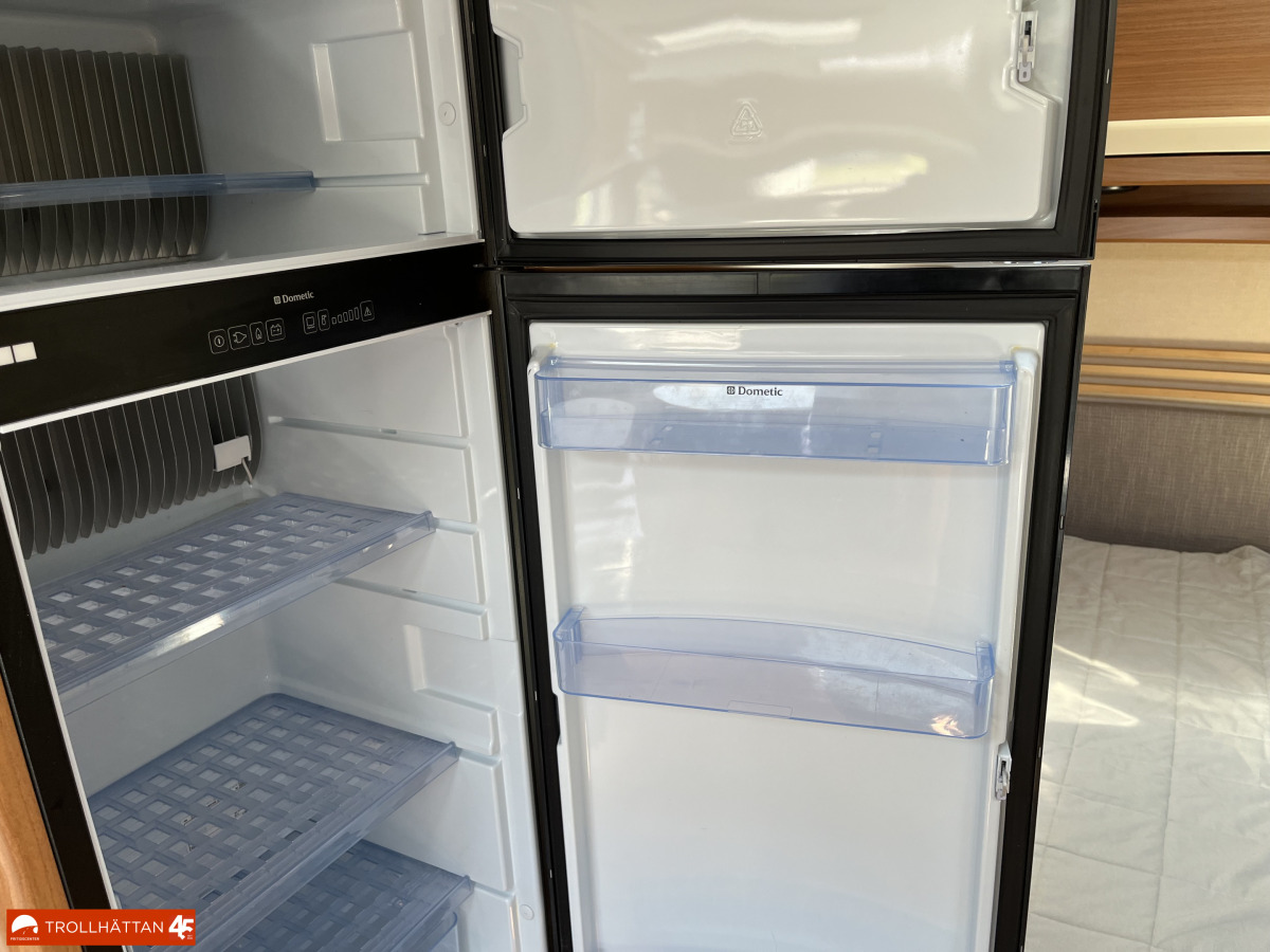 KABE ROYAL 720 GXL KS. *ALDE / Mover / Förtält*, bild 10 av 20