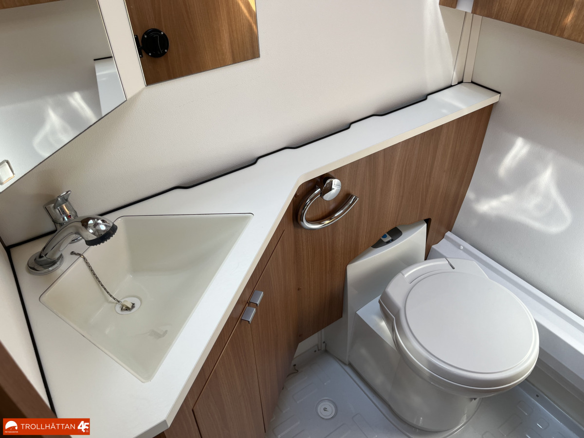 KABE ROYAL 720 GXL KS. *ALDE / Mover / Förtält*, bild 12 av 20