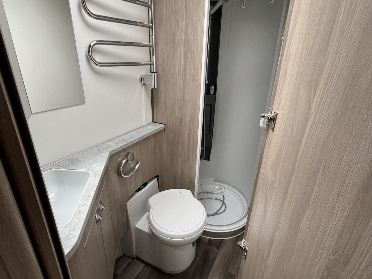 KABE Royal 740 GXL KS inkl. förtält - 3.95 ränta utökad garanti, bild 12 av 21