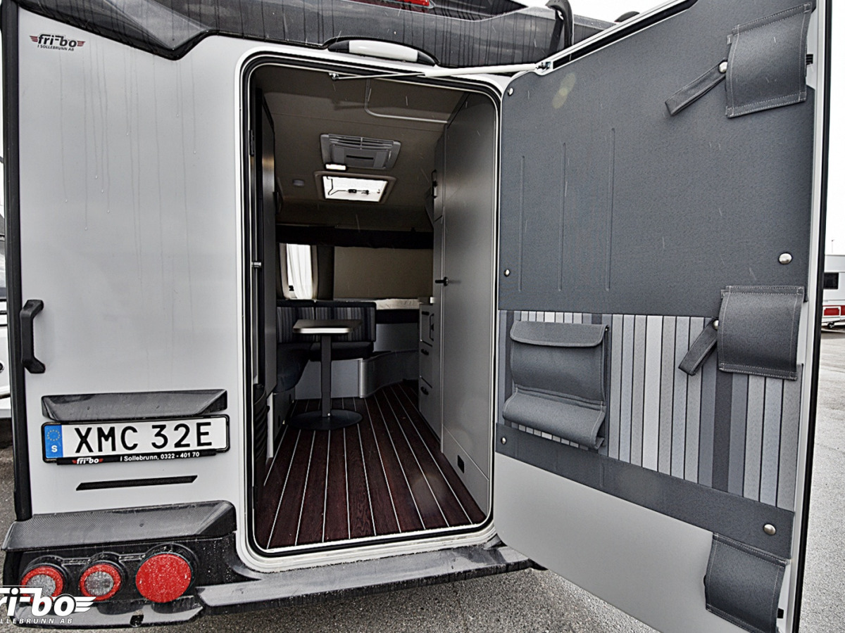 Knaus 480 QL Sport Fun Black Selection, Dubbelbädd, bild 12 av 22
