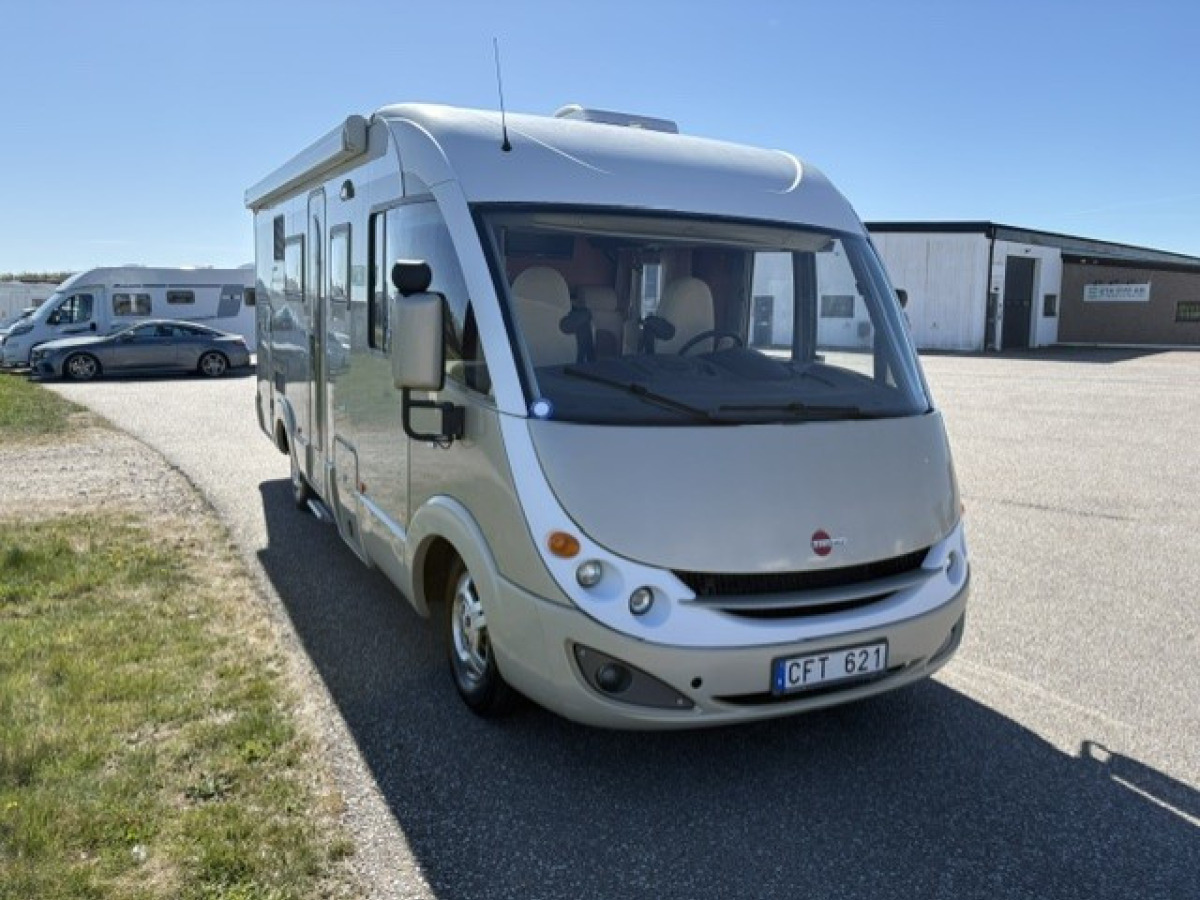 Bürstner Elegance I 695, bild 1 av 6