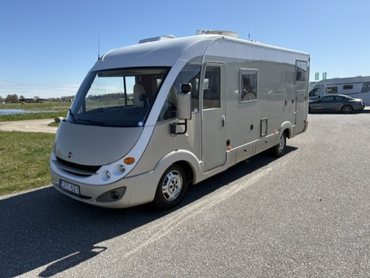 Bürstner Elegance I 695, bild 2 av 6