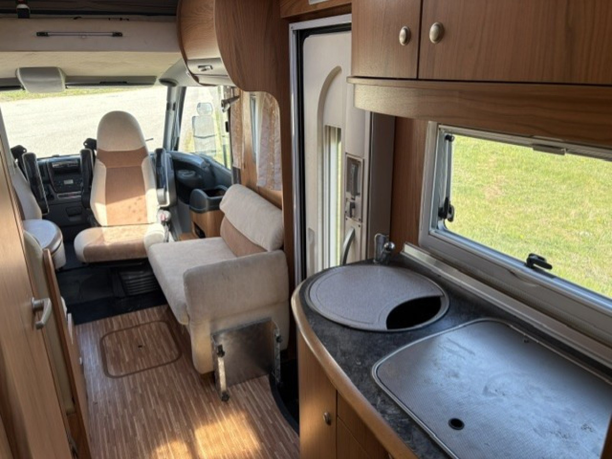 Bürstner Elegance I 695, bild 4 av 6