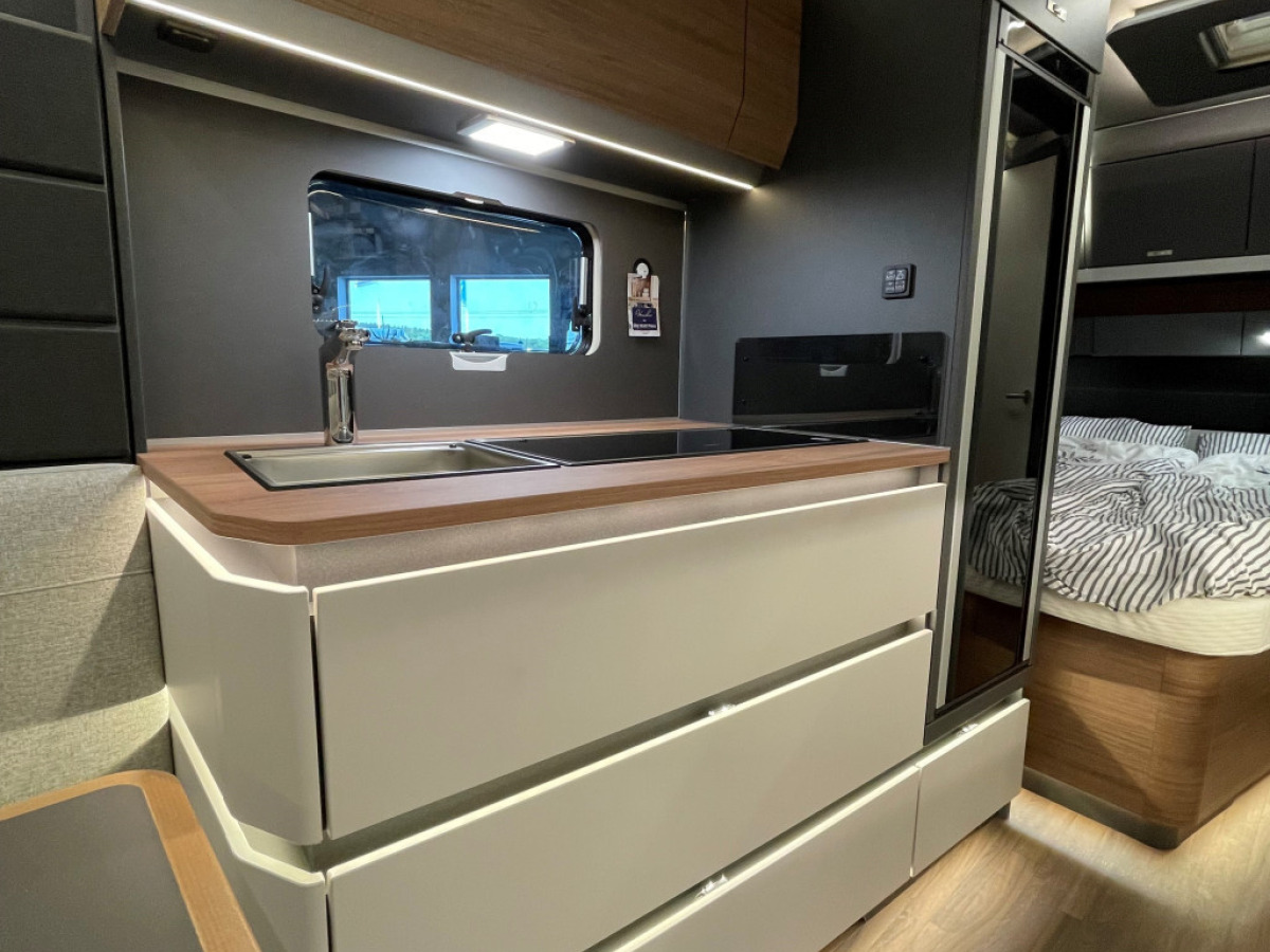 Knaus AZUR 500 FU, bild 8 av 18