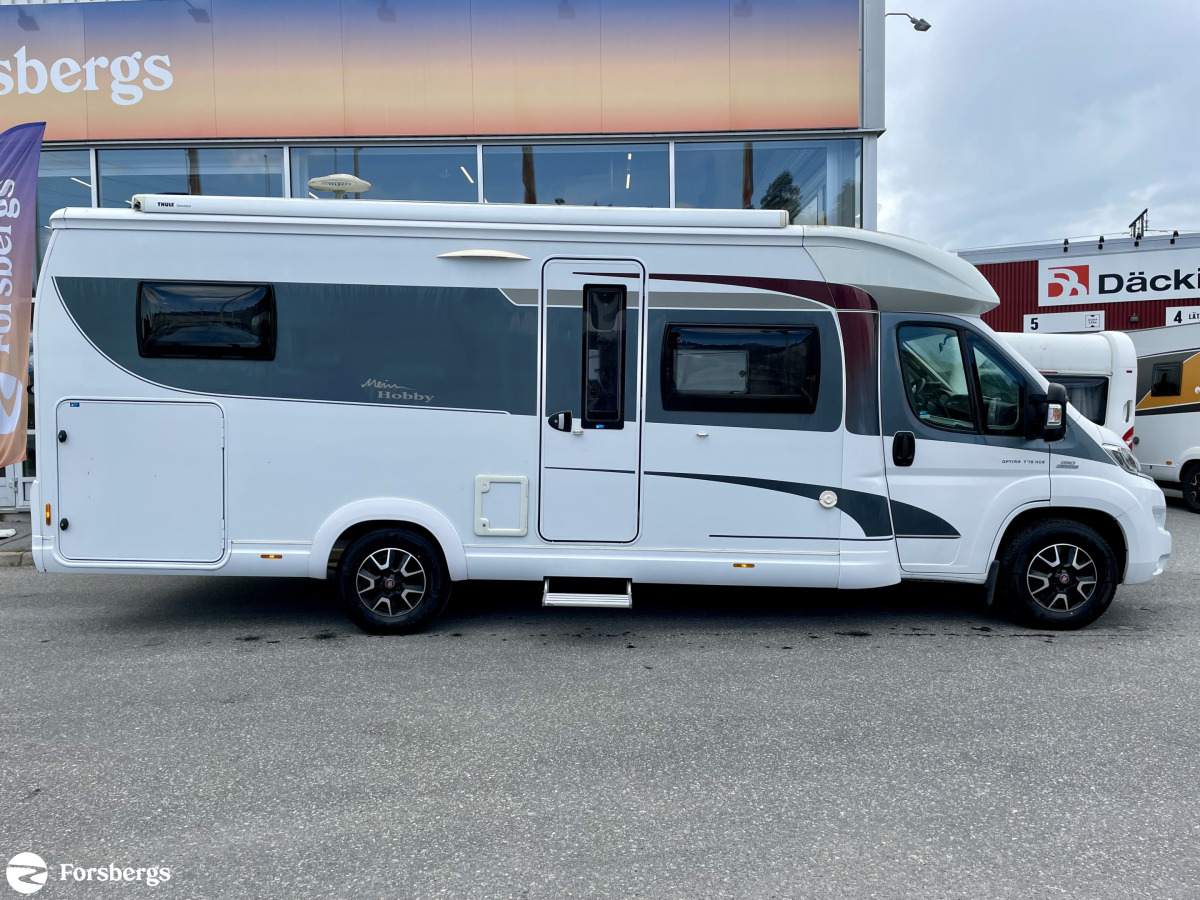 Hobby T75 HGE / Långbäddar / Taksäng, bild 2 av 18