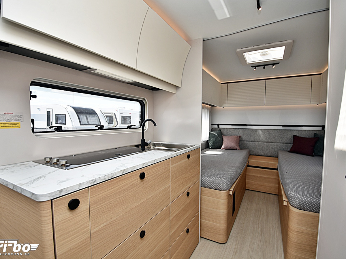 Adria 532 UL Adora, Långbäddar, bild 14 av 30