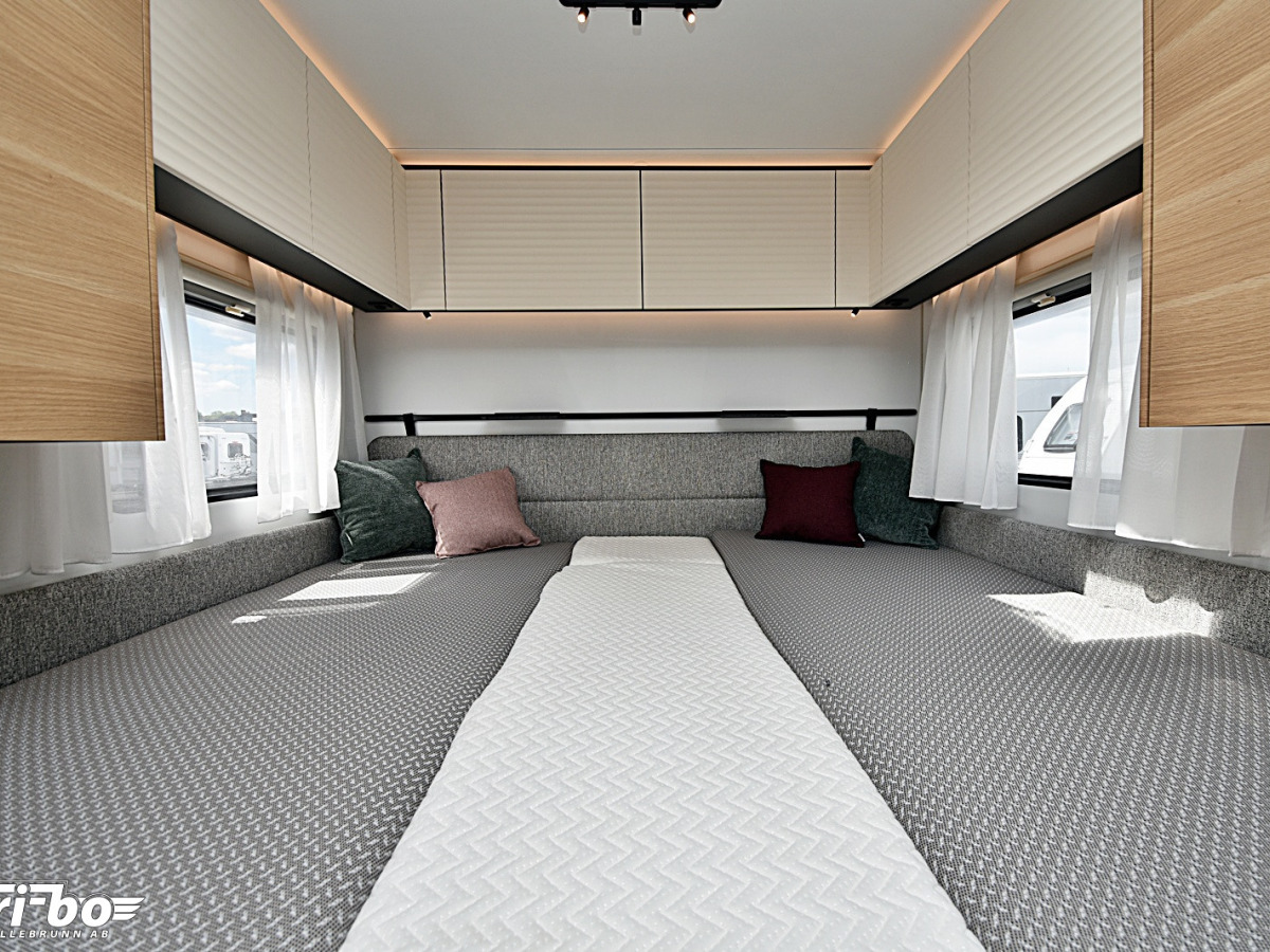 Adria 532 UL Adora, Långbäddar, bild 16 av 30