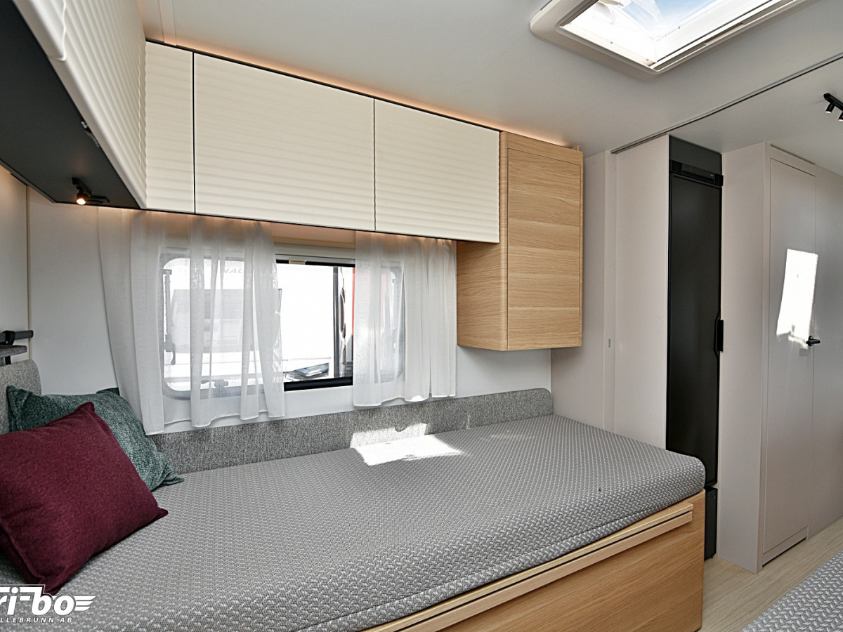 Adria 532 UL Adora, Långbäddar, bild 18 av 30