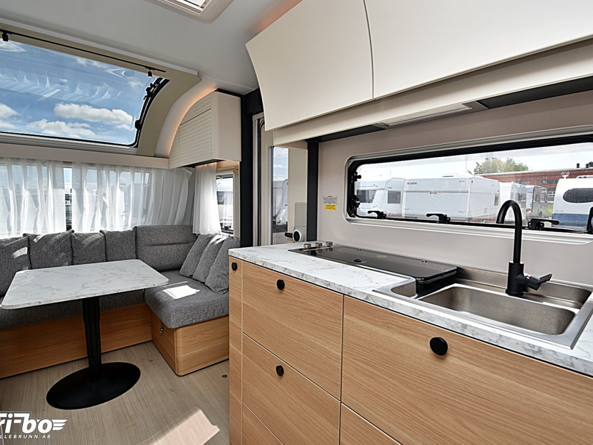 Adria 532 UL Adora, Långbäddar, bild 21 av 30