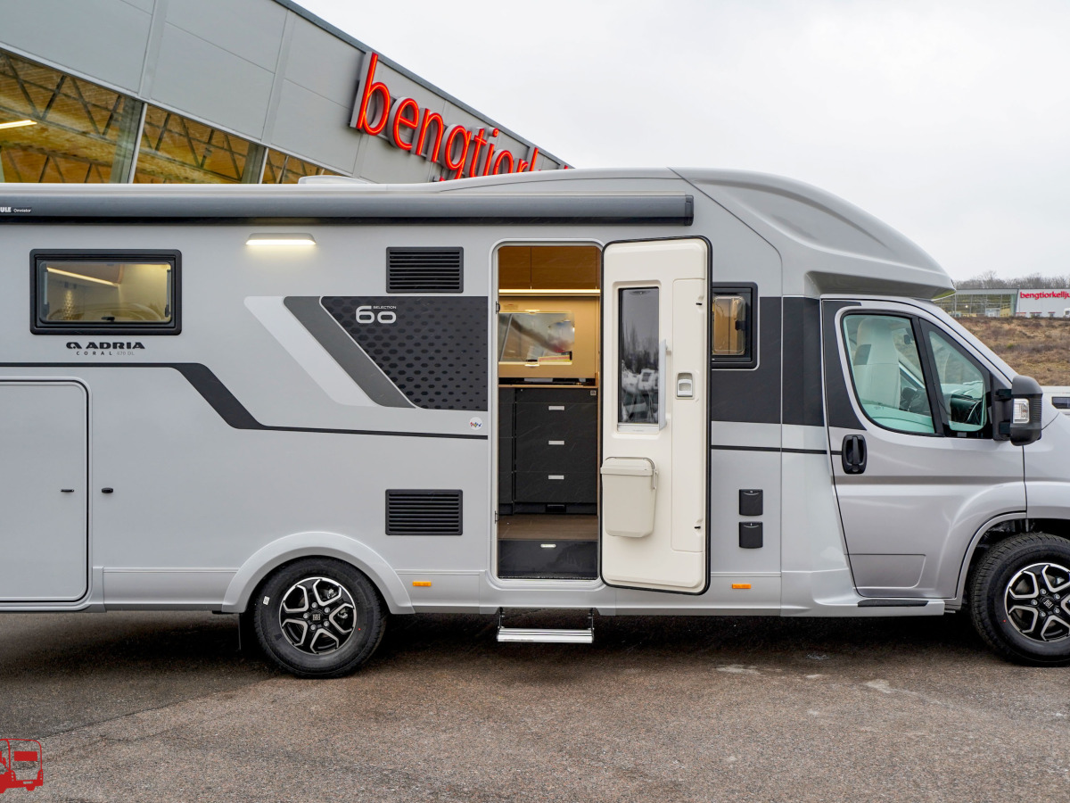 Adria CORAL 670 DL 60Y KAMPANJ - Fiat MultiJet3 140HP (103kW) HD 35L, bild 5 av 40