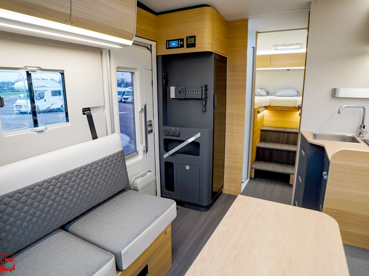 Adria CORAL 670 DL 60Y KAMPANJ - Fiat MultiJet3 140HP (103kW) HD 35L, bild 7 av 40