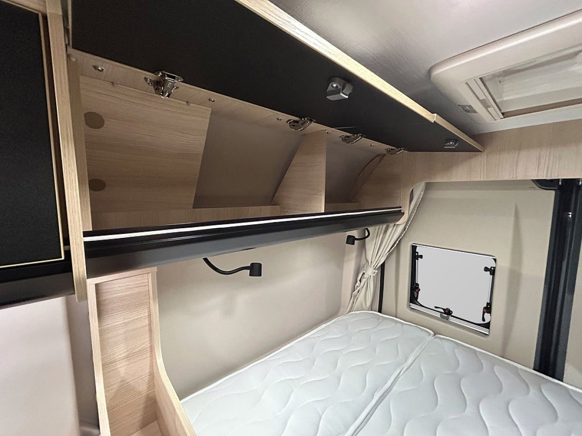CHALLENGER V114S SPORT 540 lång AUTOMAT ADAPTIV FARTHÅLLARE, bild 15 av 30