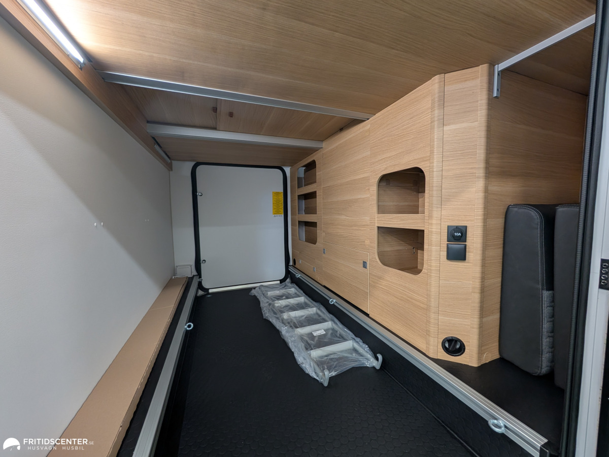 Adria MATRIX PLUS 670 DL *Långbäddar / Stort garage / Taksäng, bild 35 av 37